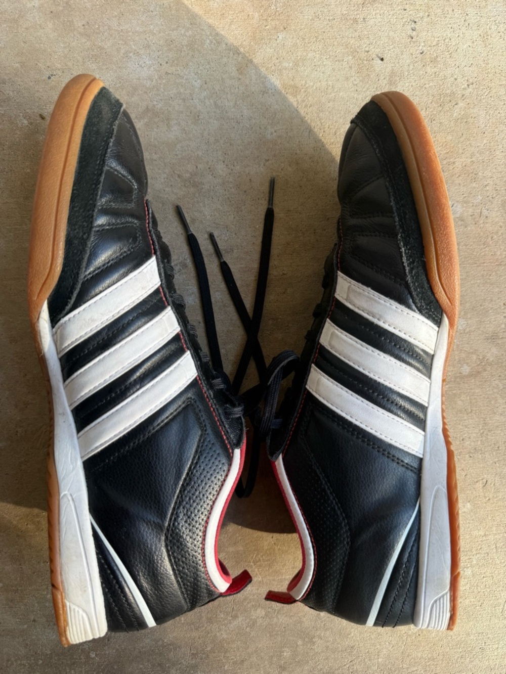 Y2K 2000 AdiNova Black Leather Athletic Sneakers indoor football shoes